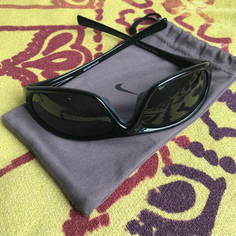 NIKE Sunglasses Tarj Round 310 EV0180-006